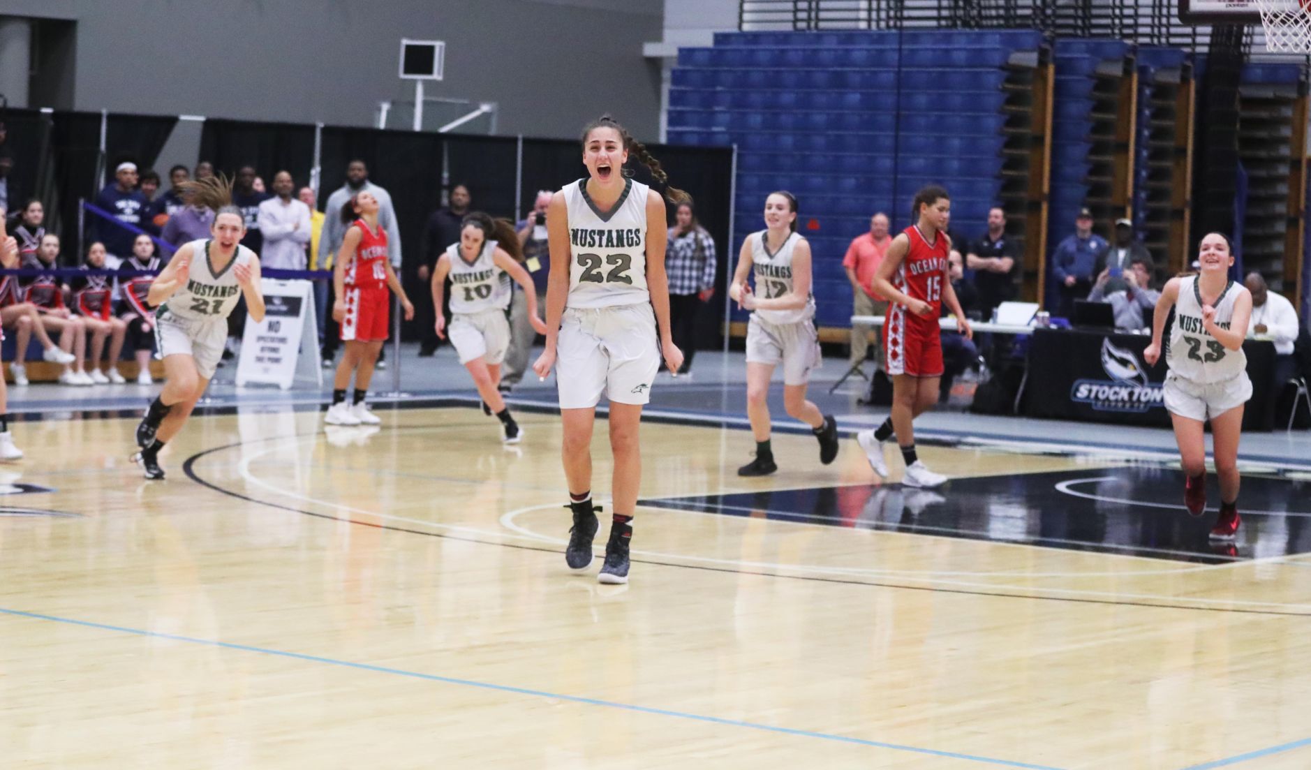 Girls CAL final: Mainland Regional vs. Ocean City